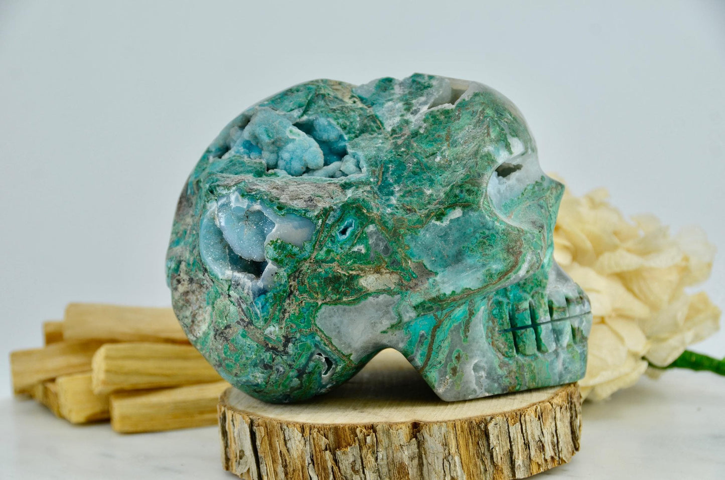 Hand Carved Quantum Quattro Skull