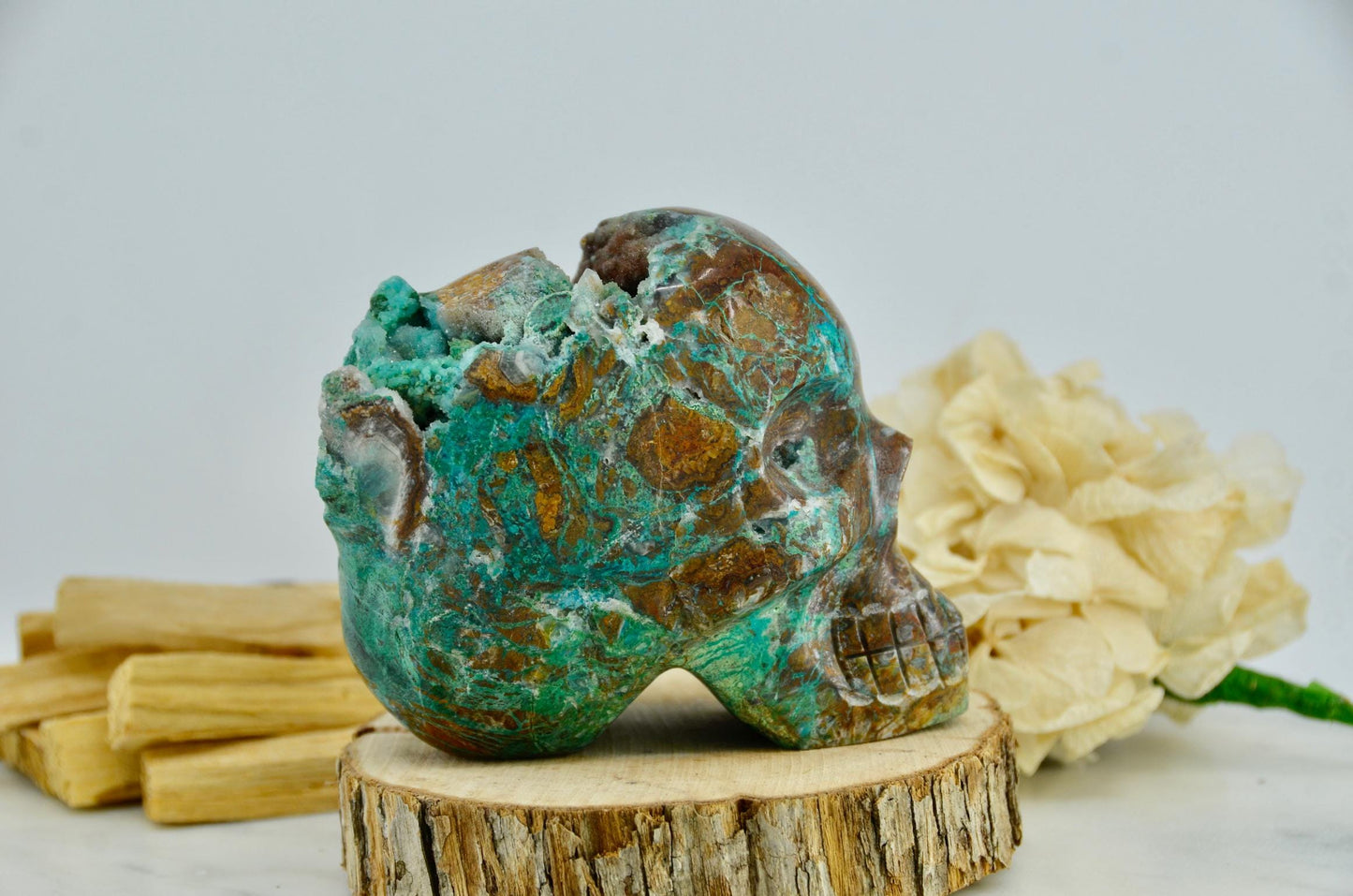 Hand Carved Quantum Quattro Skull