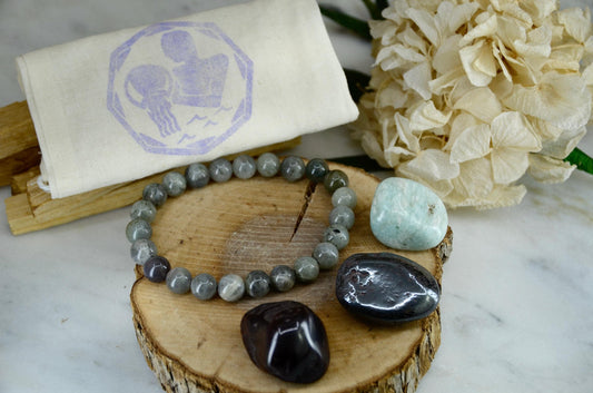 Aquarius Zodiac Crystal and Bracelet Set