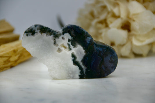 Moss Agate Cloud Carving